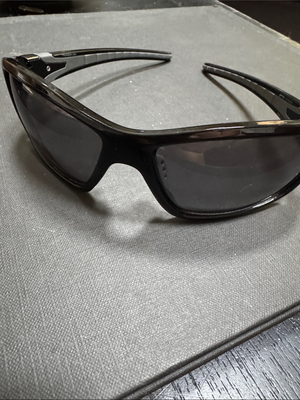 Men's Black Sport Wrap Sunglasses - Lightweight UV Protection